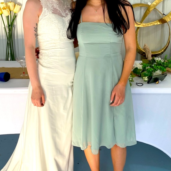 Size 4 Dusty Sage Green David’s Bridal Bridesmaids Dress - Picture 3 of 8